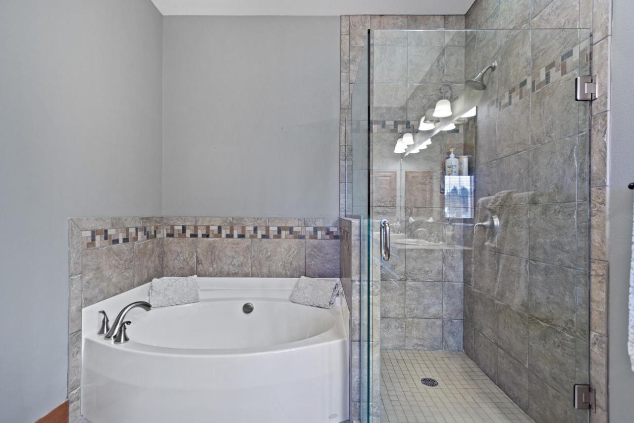 Fabulous Riverstone Retreat Coeur d'Alene Exterior photo