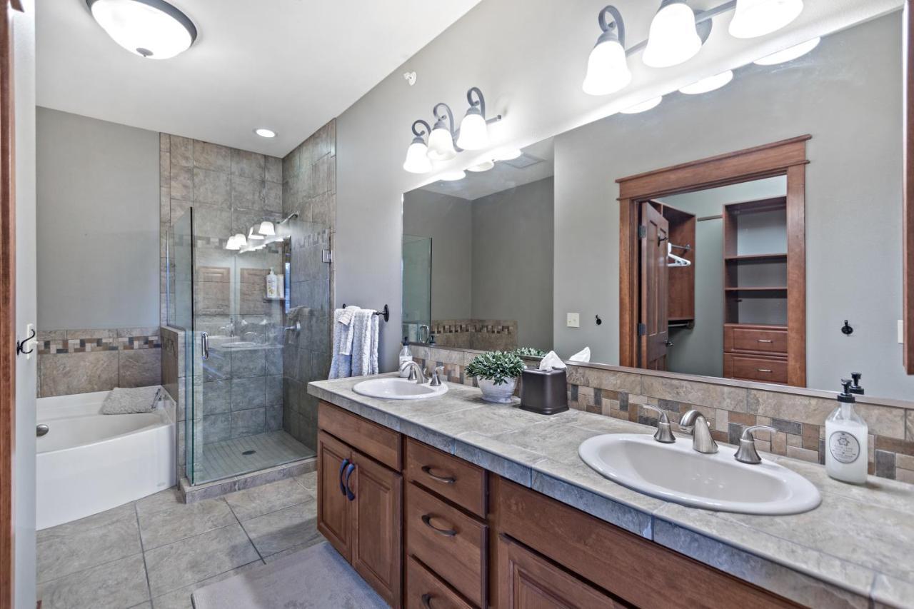 Fabulous Riverstone Retreat Coeur d'Alene Exterior photo